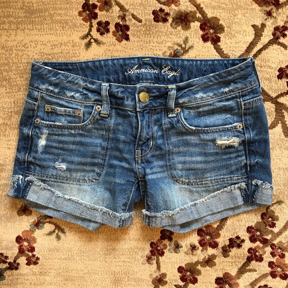 American Eagle Distressed Shorts Size 2 jeans - Picture 1 of 5